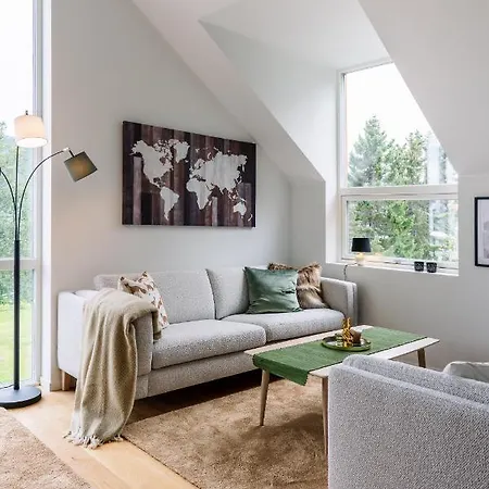 Modern In Plush Town *