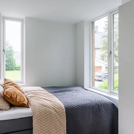 Villa Modern In Plush Town *