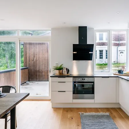 Modern In Plush Town * Tromsø