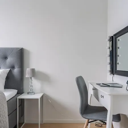 Modern In Plush Town Вилла