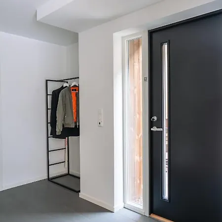 Modern In Plush Town *