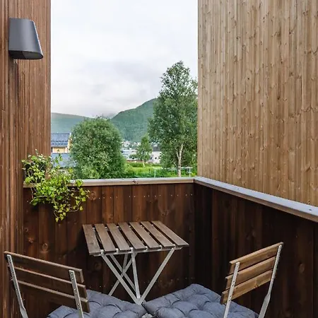 Modern In Plush Town * Tromsø