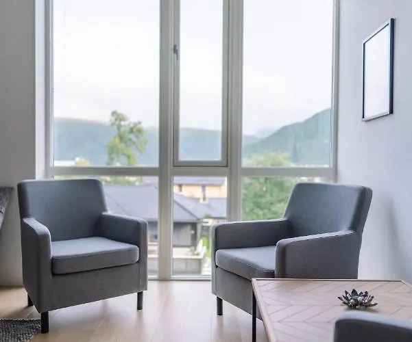 Modern In Plush Town Tromso