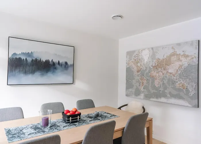 Modern In Plush Town *