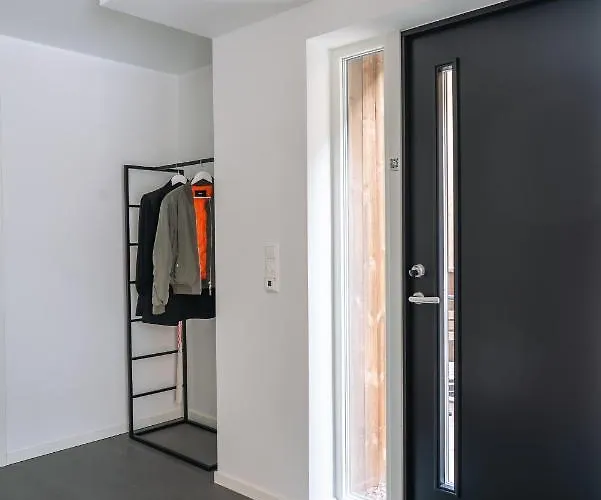 Modern In Plush Town *