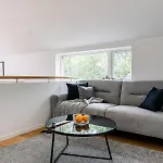 Villa Modern In Plush Town
