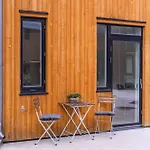 Villa Modern In Plush Town *